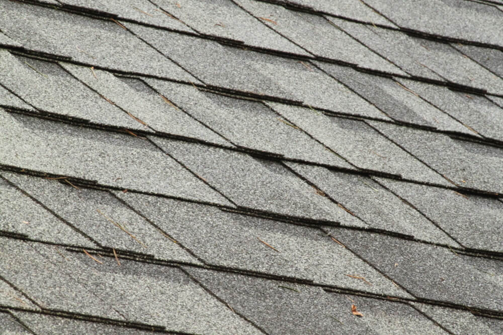 Four Reasons Why Should Not Power Wash a Shingle Roof Rings World
